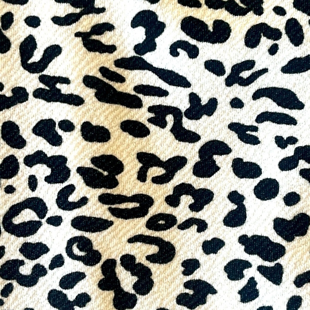 Pretty Little Thing Leopard Ruffled Pencil Mini Skirt Size 2 - Picture 5 of 8